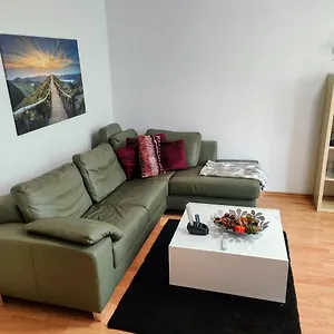Apartment Mo Home24 Köln