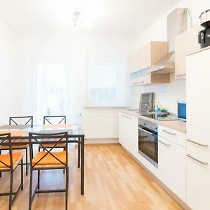 Apartment Private With Direct Subway Entrance Fürth